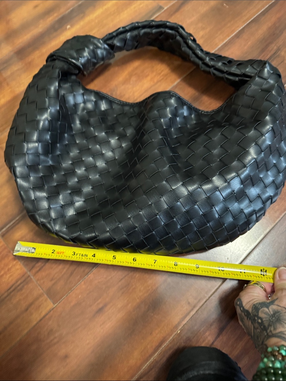 Bottega Veneta copy Black Intrecciato Hobo Shoulder Bag - Picture 4 of 6